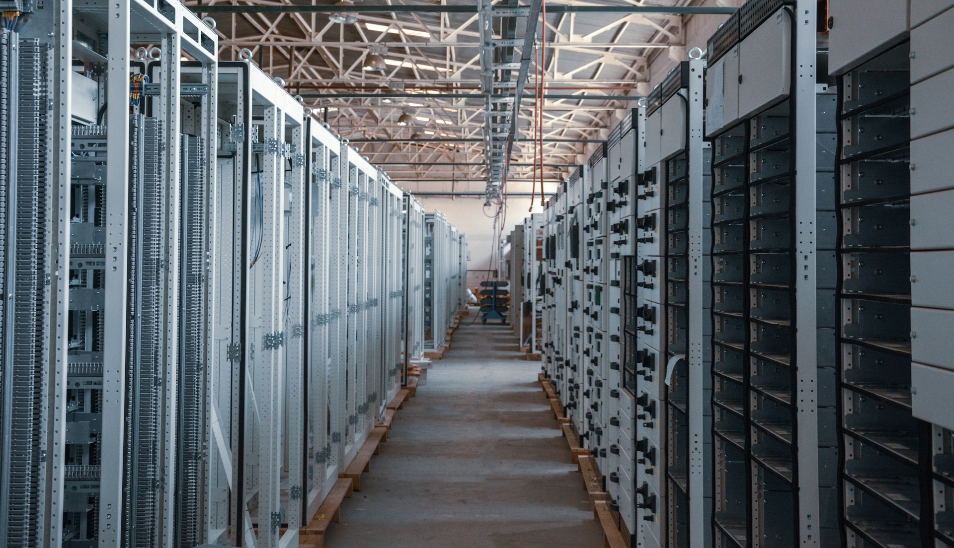Standby power and distribution infrastructure